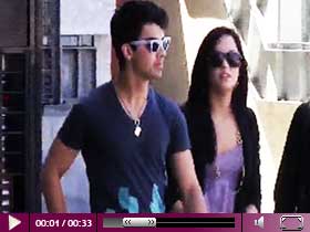 Video – Joe Jonas und Demi Lovato zeigen ihr Liebes-Glück